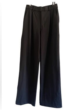 HALARA
Halara Women's Tall High Wasted
Flair Black Pants Size XS